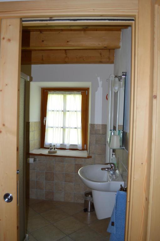 B&B Arlanch 8 Vallarsa Rum bild